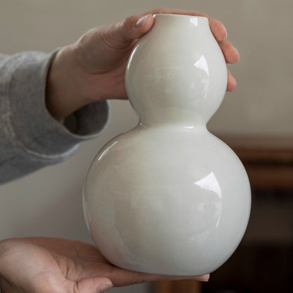 Handmade White Ceramic Gourd Vase | Smooth Glaze Minimalist Home Decor